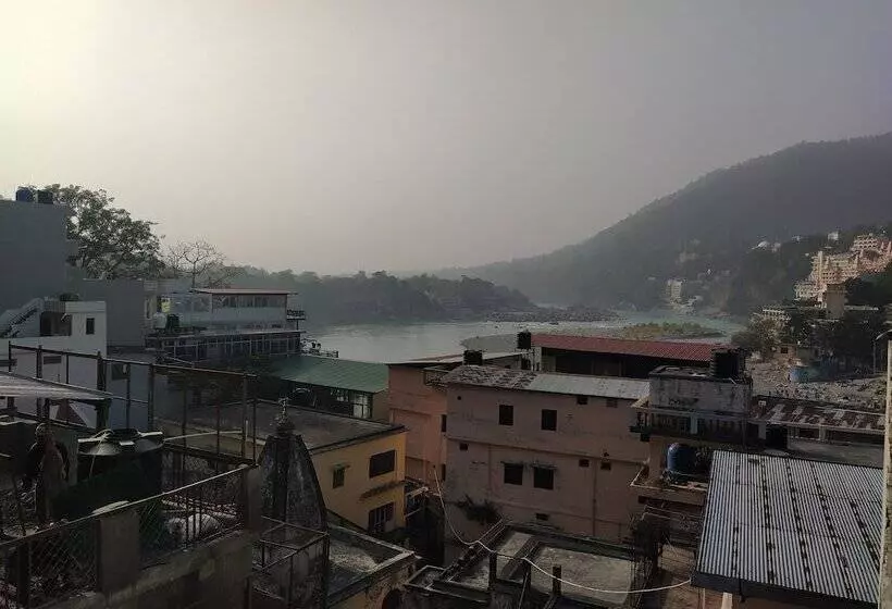 ホテル The Raja Palace