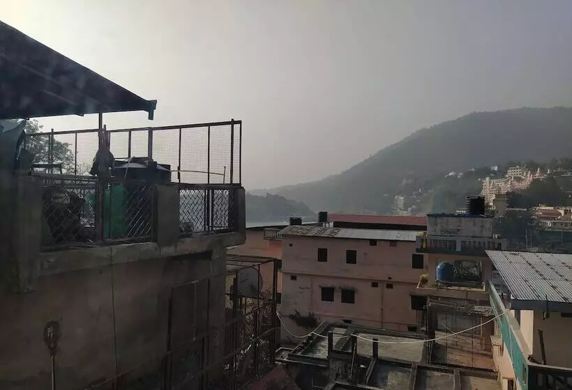 ホテル The Raja Palace