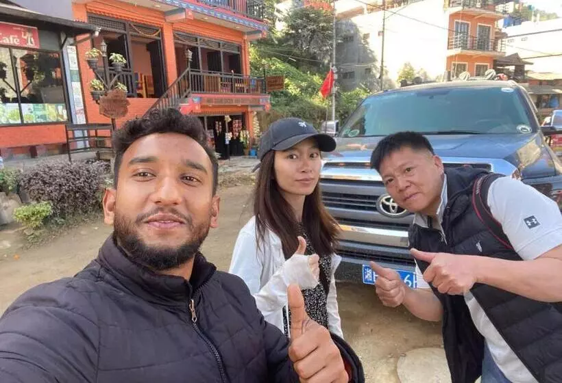 پانسیون Himchuli Guest House