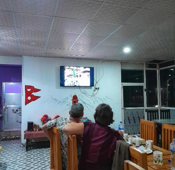 پانسیون Himchuli Guest House