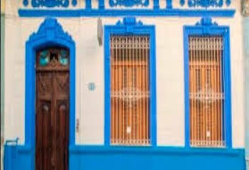 پانسیون Hostal Boutique Drobles