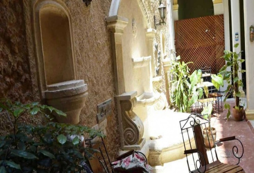 پانسیون Hostal Boutique Drobles