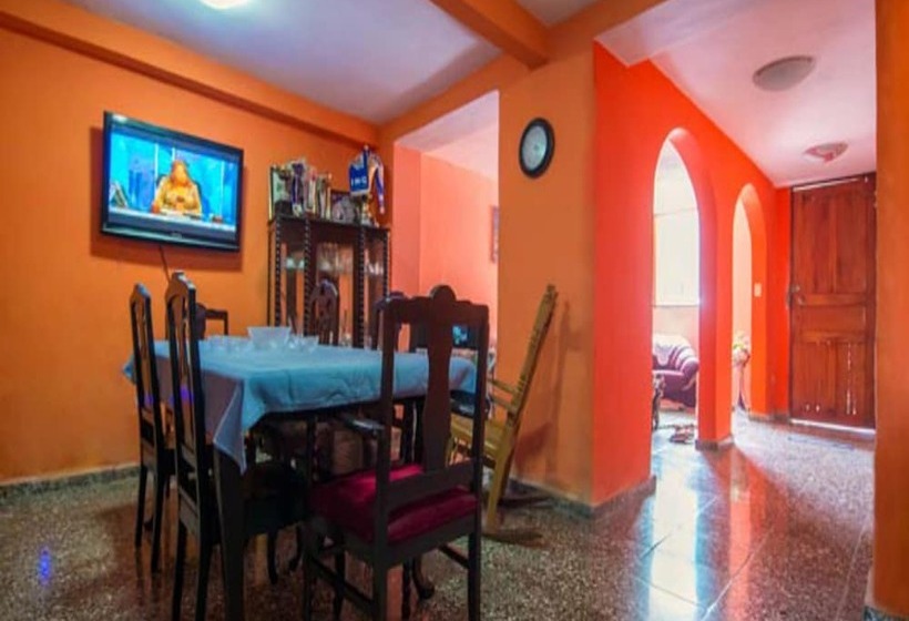 پانسیون Hostal Boutique Drobles