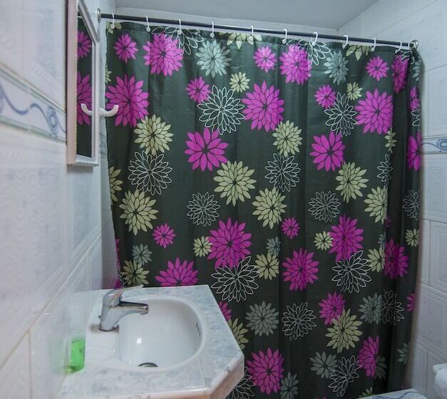 پانسیون Hostal Boutique Drobles