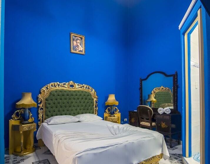 پانسیون Hostal Boutique Drobles