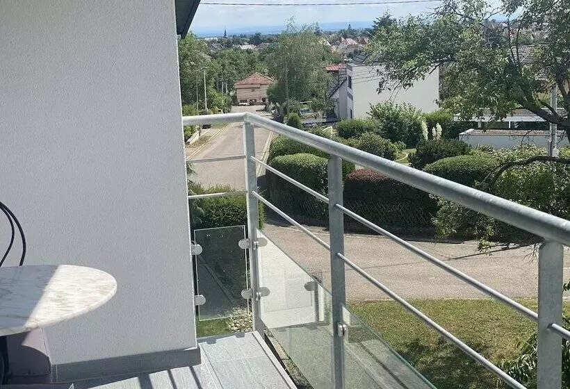 Majatalo Le Clos Des Pommiers