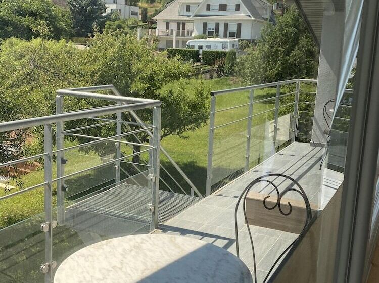 Пансион Le Clos Des Pommiers