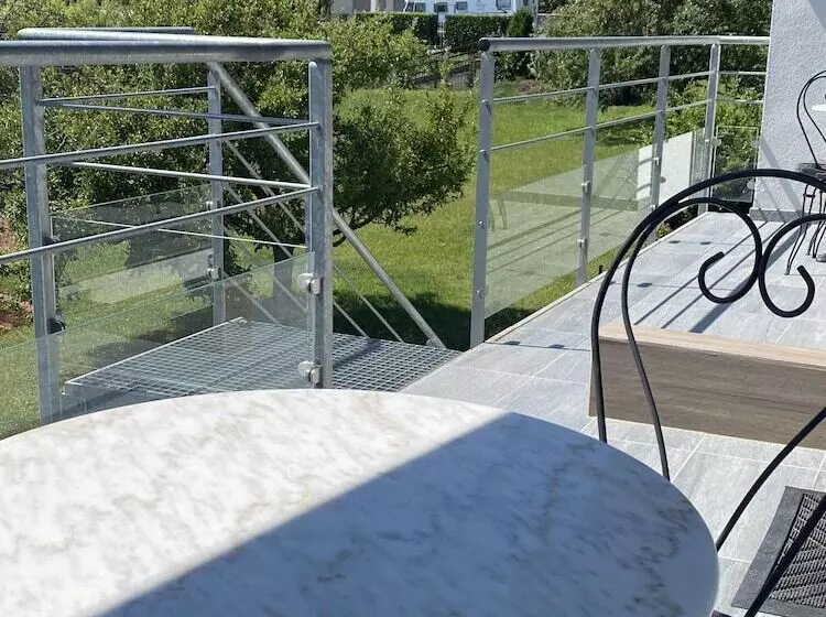 Majatalo Le Clos Des Pommiers