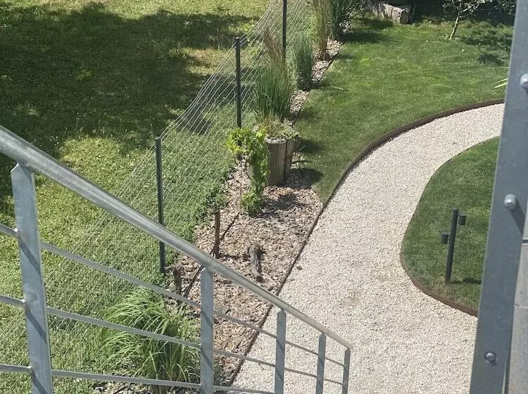 Majatalo Le Clos Des Pommiers