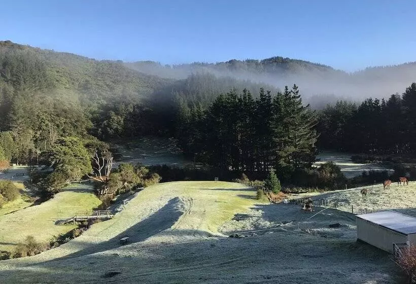 Angie's Rural Retreat