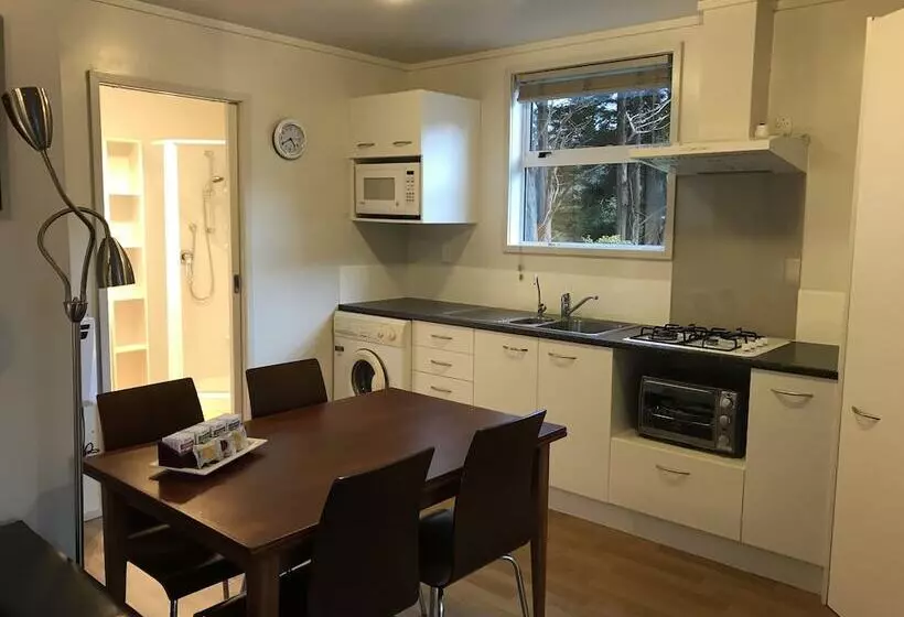 Angie's Rural Retreat