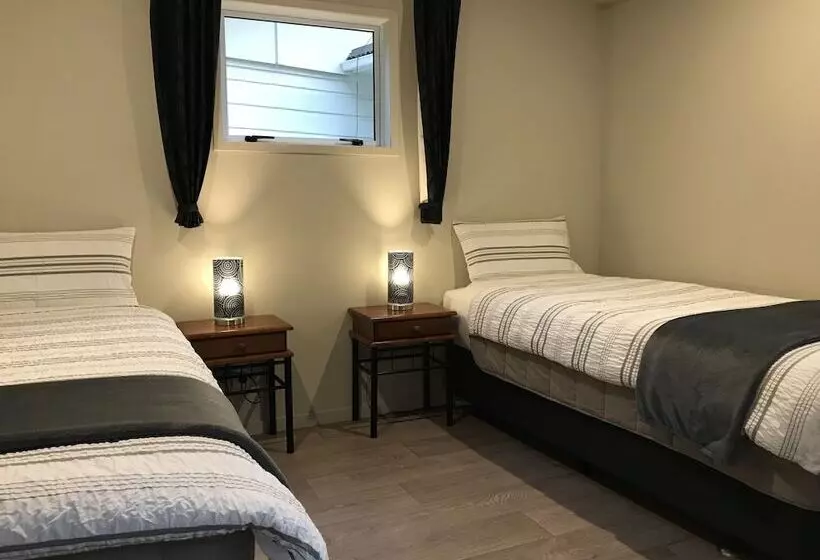 Angie's Rural Retreat