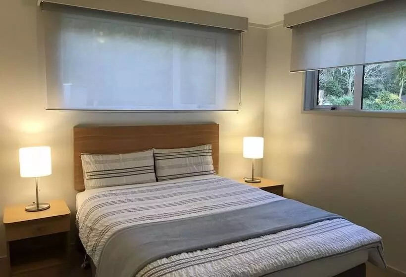 Angie's Rural Retreat