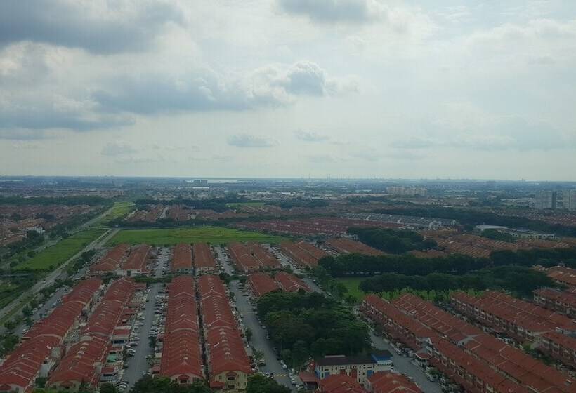 Bekvämhome Impiria Residensi Klang