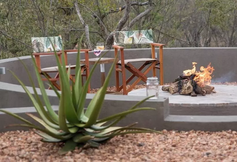 Bushwillow Private Villa