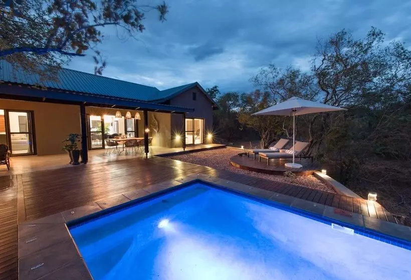 Bushwillow Private Villa