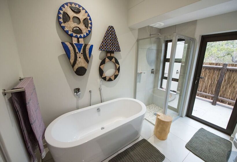 Bushwillow Private Villa