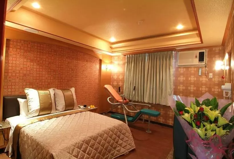 Cailai Motel