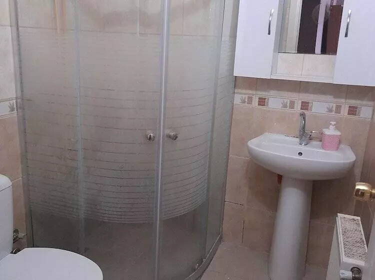 Elit Kurdal Apartment