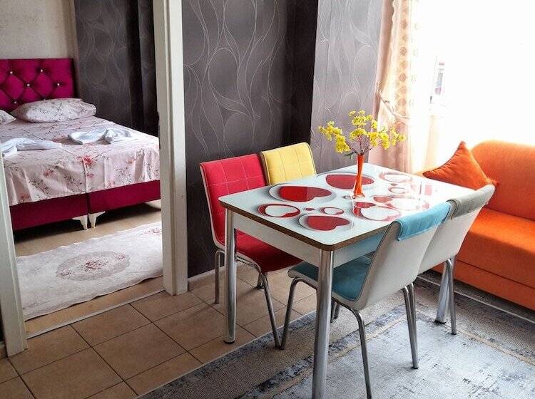 Elit Kurdal Apartment