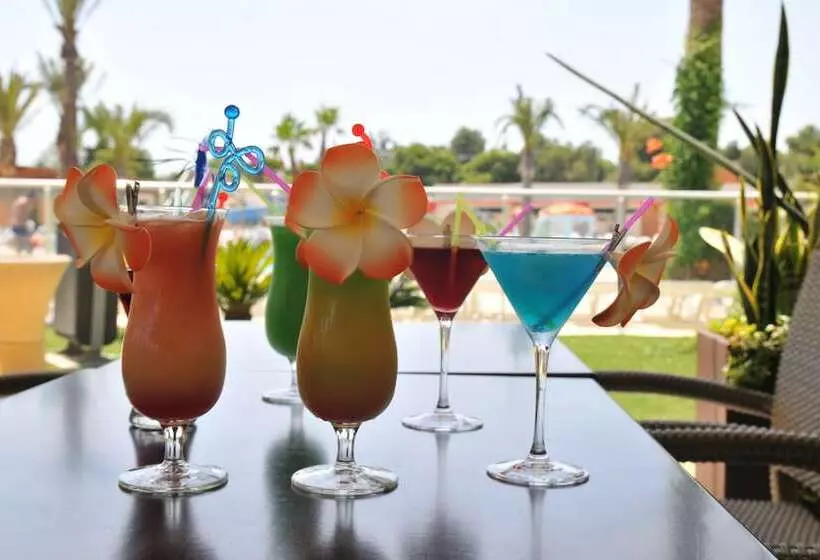 Hotelli Camping L Oasis Et Le California