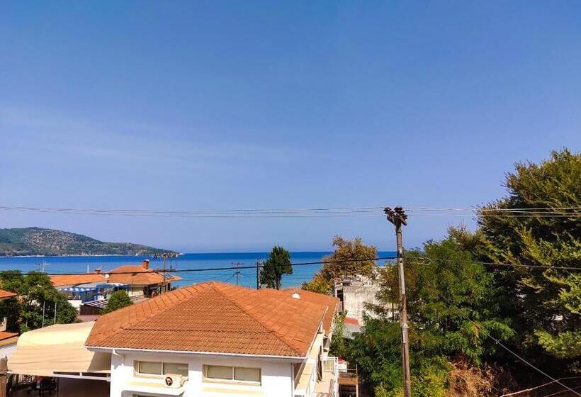 Отель Celeste Deluxe Apartments