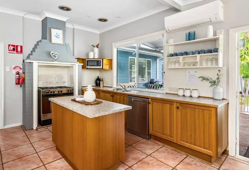 ホテル Koala Shores Holiday Park