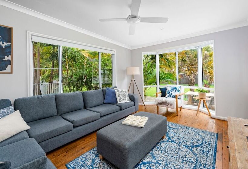 בית מלון כפרי Koala Shores Holiday Park