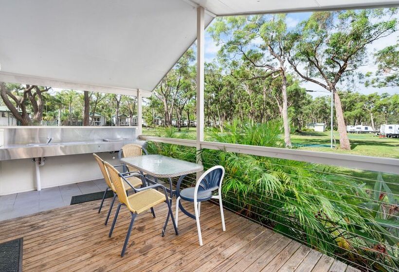 בית מלון כפרי Koala Shores Holiday Park