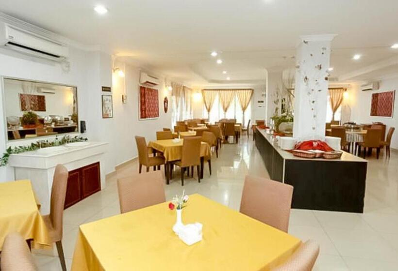 בית מלון כפרי Myangkasa Akademi & Resort Langkawi