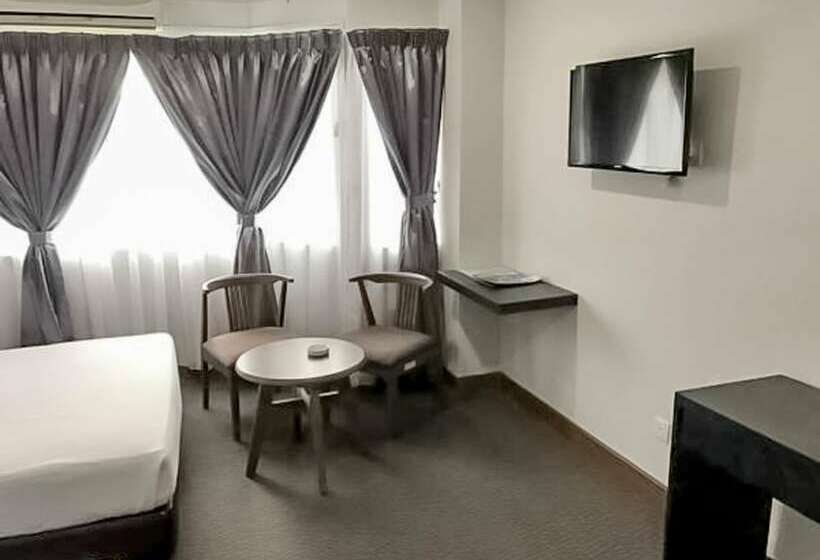 בית מלון כפרי Myangkasa Akademi & Resort Langkawi