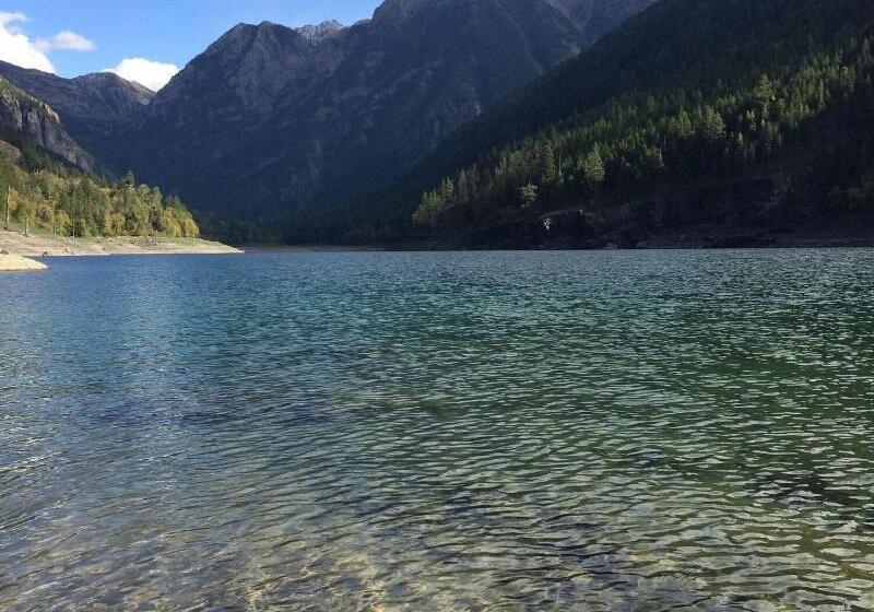 فندق Ninepipes Lodge