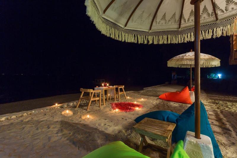 فندق Road Beach Premier