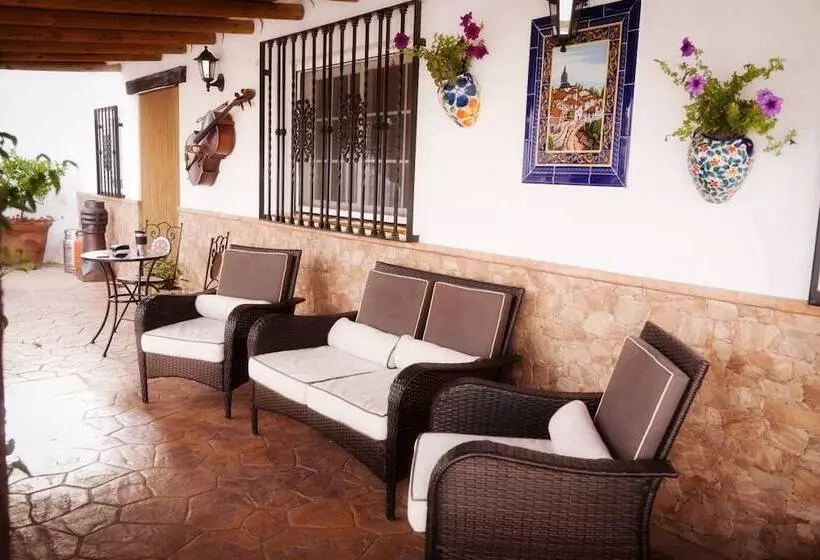 Cueva Romana, Adults Only Cave House