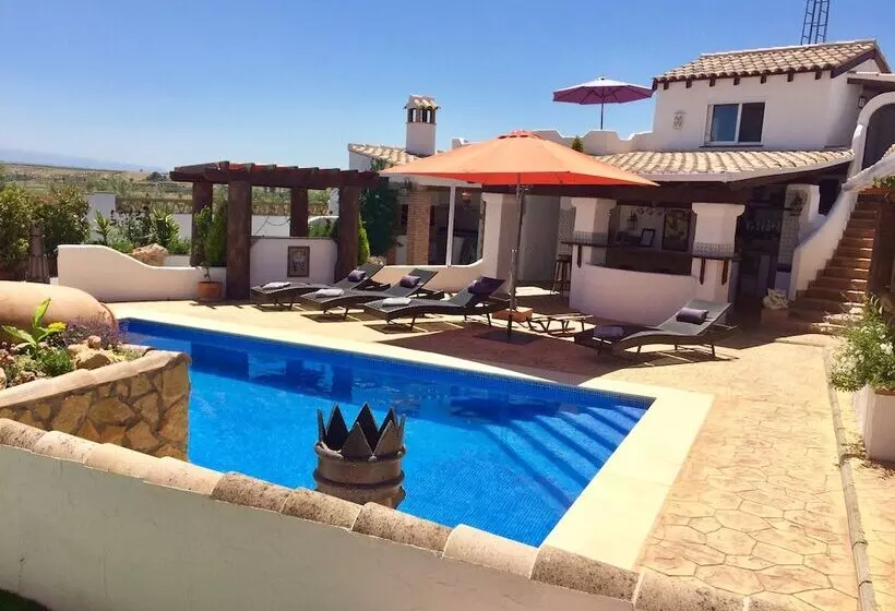 Cueva Romana, Adults Only Cave House