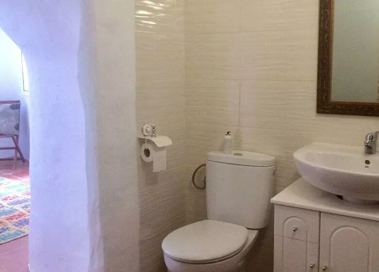 Cueva Romana, Adults Only Cave House