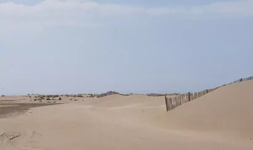 هتل Camping Abri De Camargue