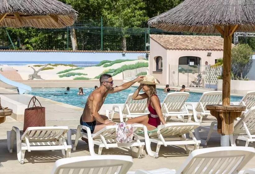 هتل Camping Abri De Camargue