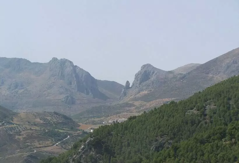 Lovely Cottage In Alcaucín Near Sierra Tejeda Natural Park
