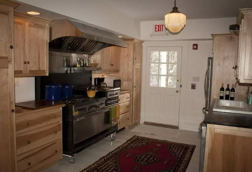 Majatalo The Notch House