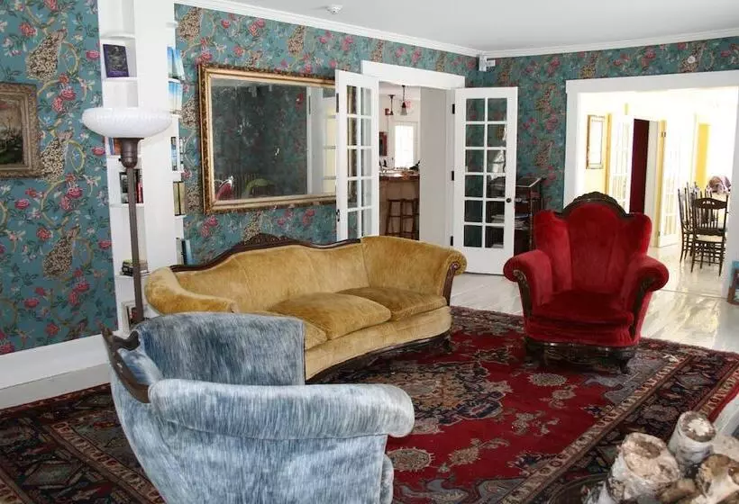 Majatalo The Notch House