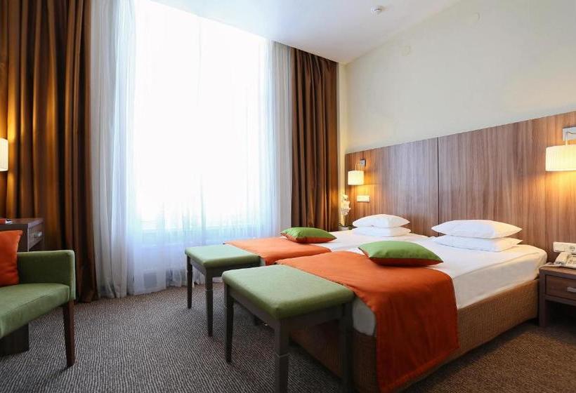 בית מלון כפרי Arena Spa