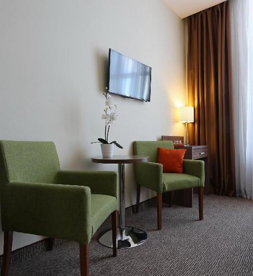 בית מלון כפרי Arena Spa