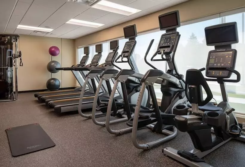 ホテル Towneplace Suites Fresno Clovis