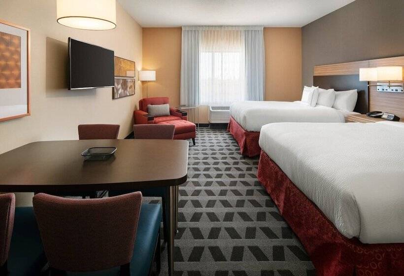 فندق Towneplace Suites Fresno Clovis