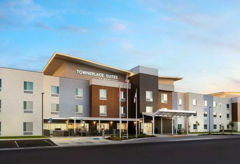 ホテル Towneplace Suites Fresno Clovis