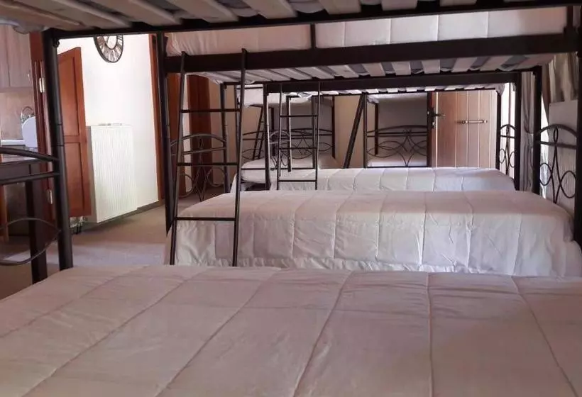 Majatalo Omalia Village