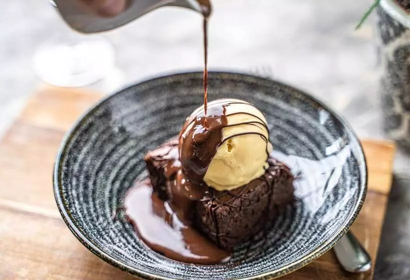 Abbey Hotel Bath, A Tribute Portfolio