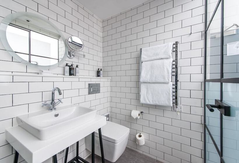 Abbey Hotel Bath, A Tribute Portfolio