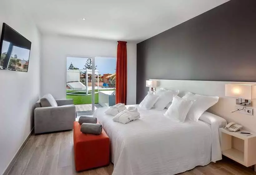 فندق Barcelo Corralejo Sands